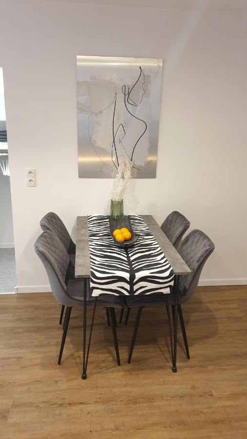 Apartment Airport Kolonia Zewnętrze zdjęcie